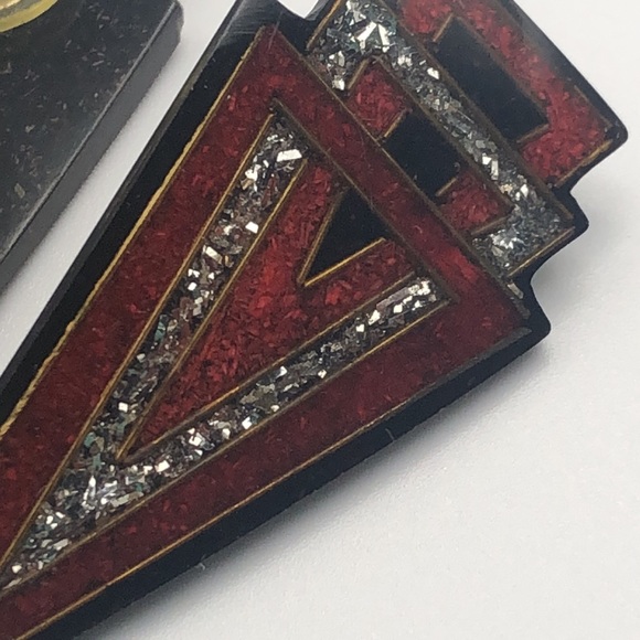 Vintage Art Deco Geometric Triangle Pierced Earrings - Picture 4 of 6